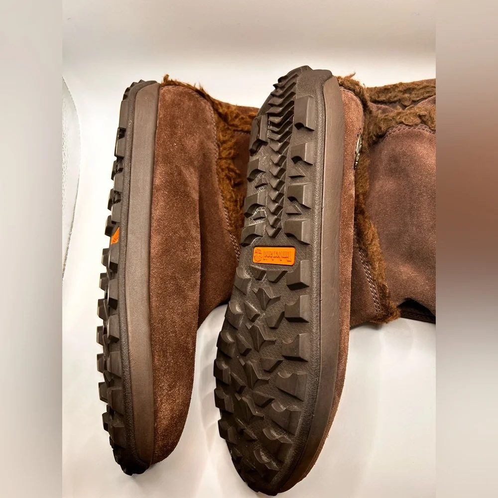 Timberland Shearling Lined Suede Winter Boots | Cozy UGG-Style Cold Weather 9.5W